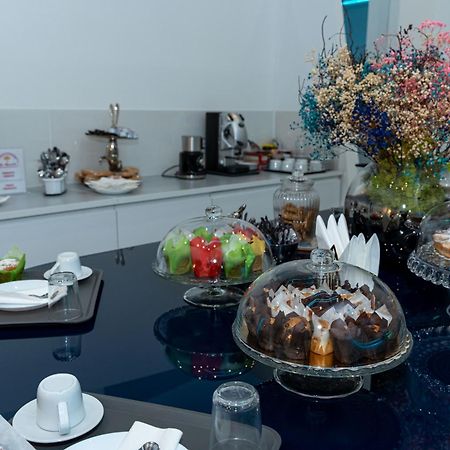 Skyhouse Chiaia Bed & Breakfast Napoli Exterior foto