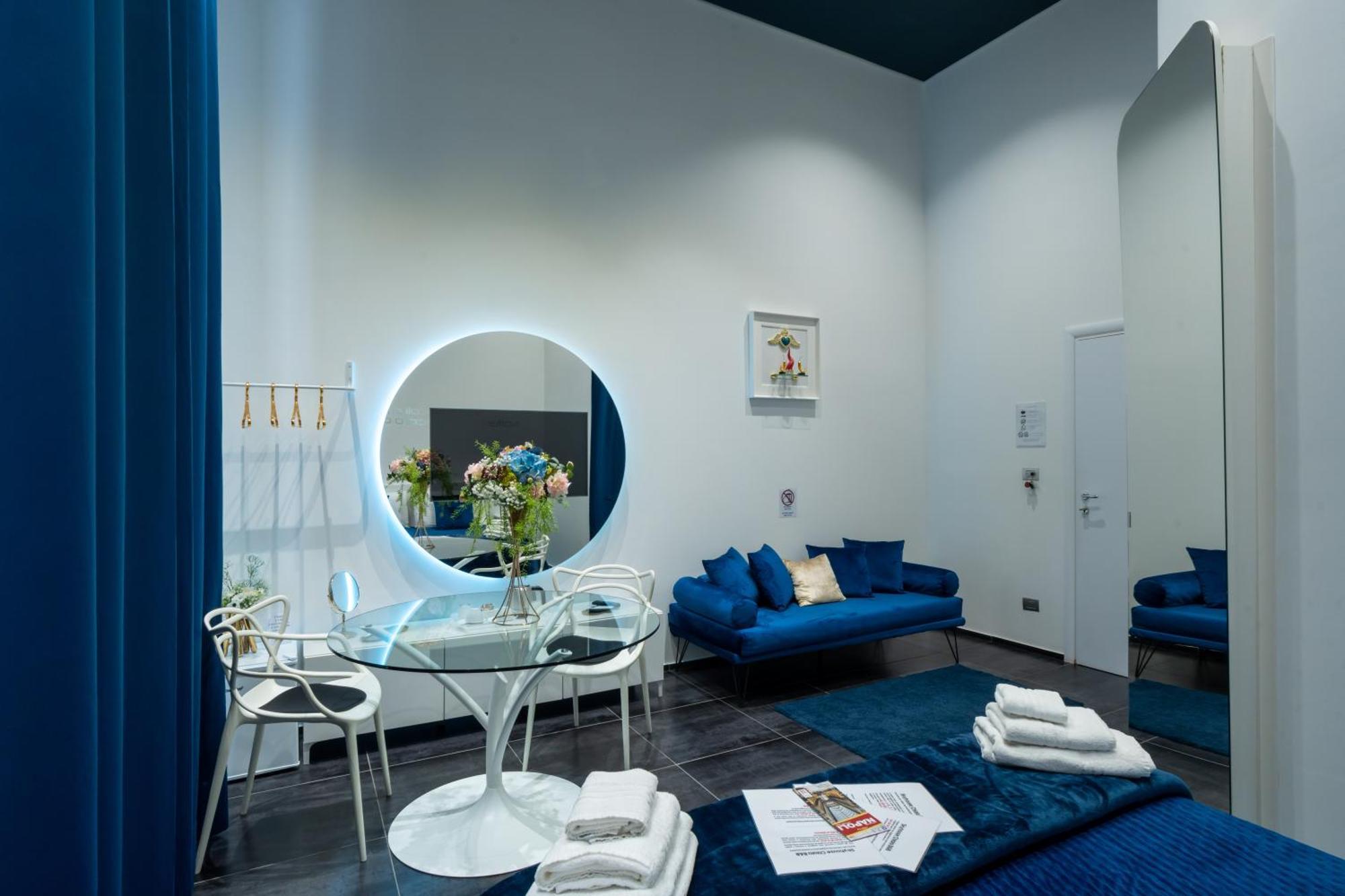 Skyhouse Chiaia Bed & Breakfast Napoli Exterior foto