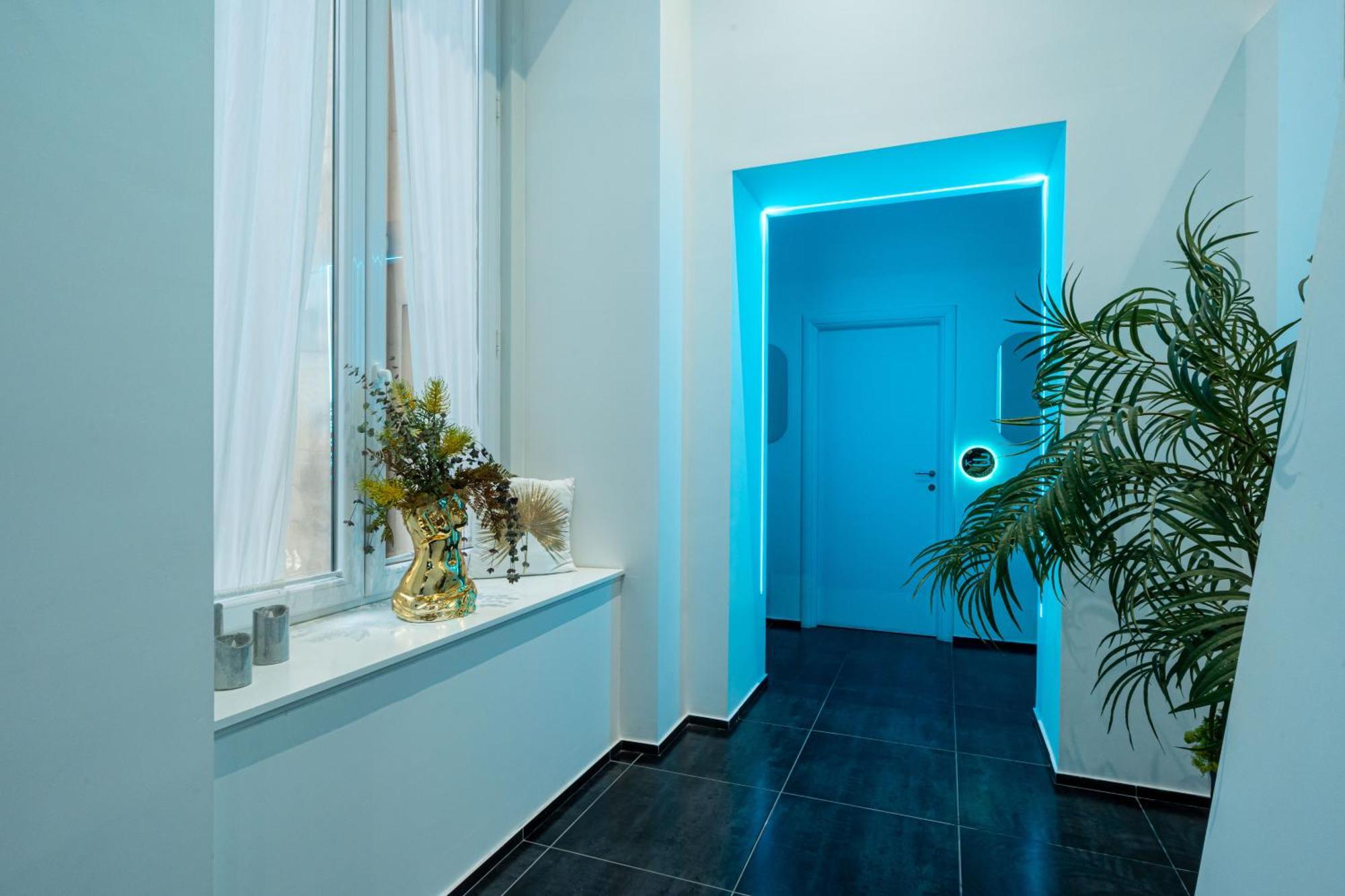 Skyhouse Chiaia Bed & Breakfast Napoli Exterior foto
