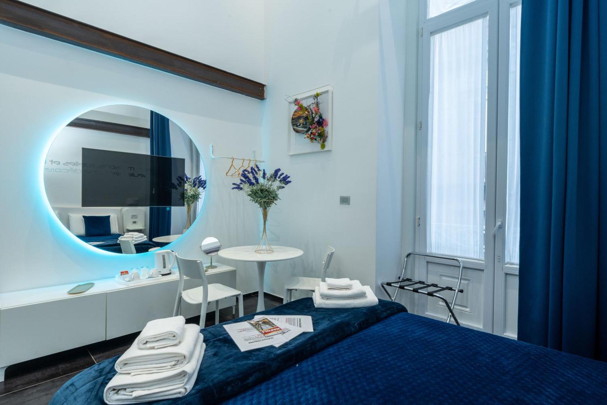 Skyhouse Chiaia Bed & Breakfast Napoli Exterior foto