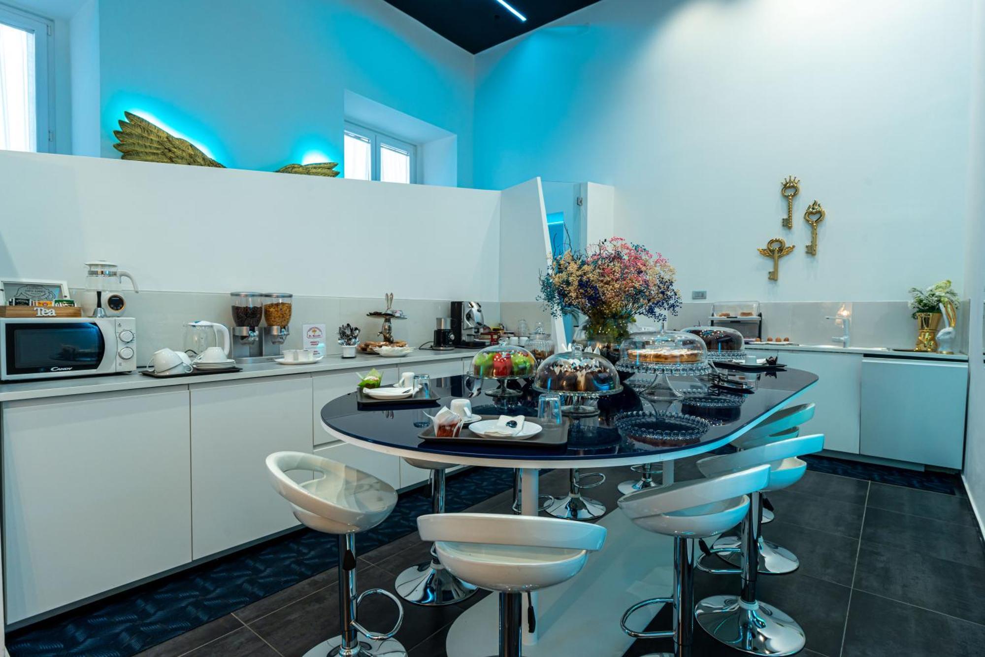 Skyhouse Chiaia Bed & Breakfast Napoli Exterior foto