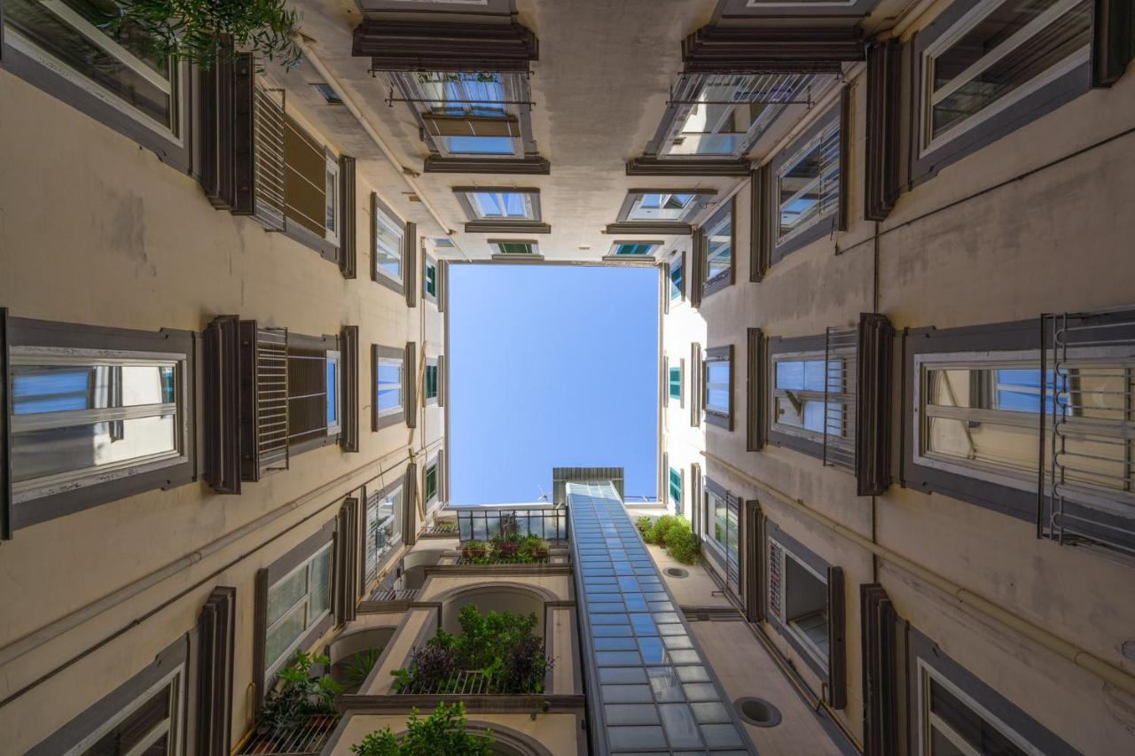 Skyhouse Chiaia Bed & Breakfast Napoli Exterior foto