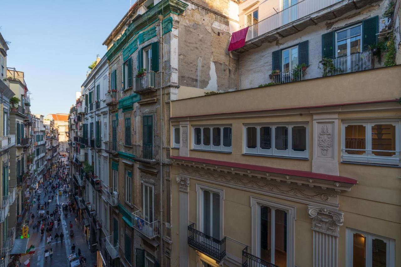 Skyhouse Chiaia Bed & Breakfast Napoli Exterior foto